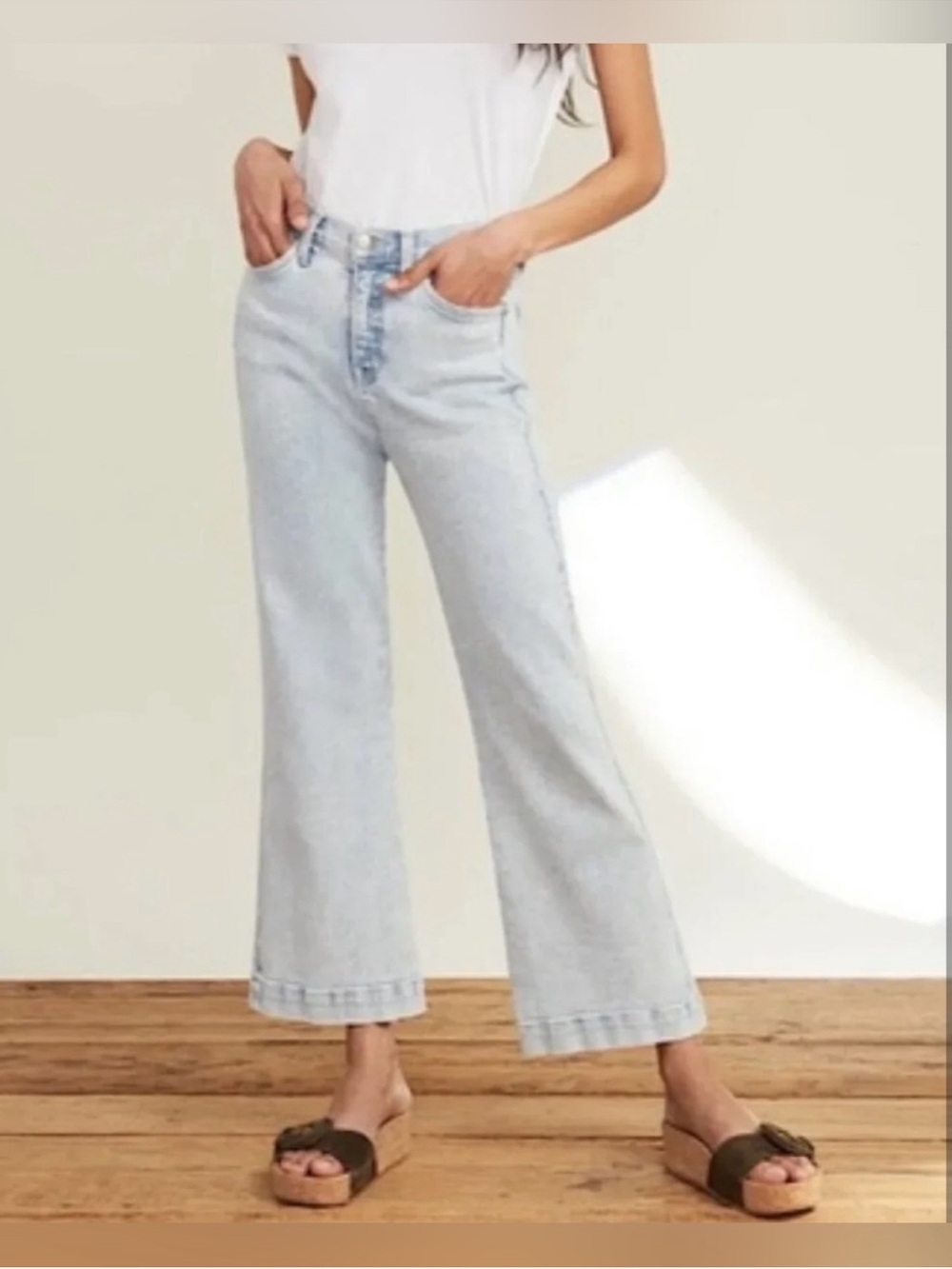 Veronica Beard Carson Ankle Flare Jeans in Everest